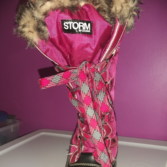 Boots - Picture 2 of 3